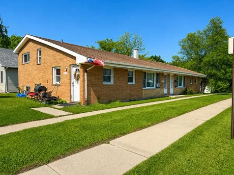 2623 Gilboa Avenue Zion IL 60099