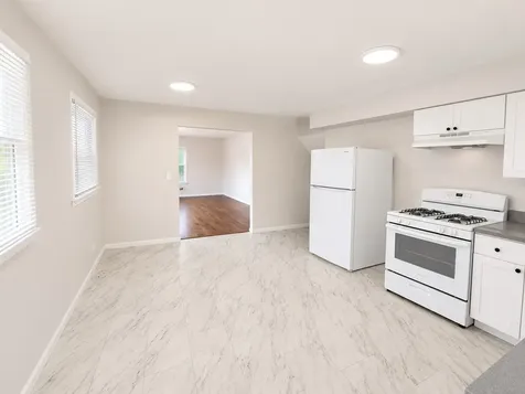 2623 Gilboa Avenue Zion IL 60099
