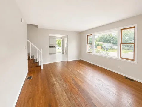 2623 Gilboa Avenue Zion IL 60099