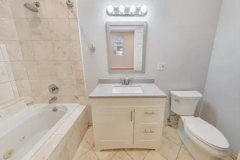 2141 West Crystal Street Chicago IL 60622