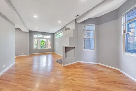 2141 West Crystal Street Chicago IL 60622
