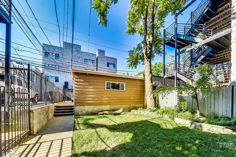 2141 West Crystal Street Chicago IL 60622