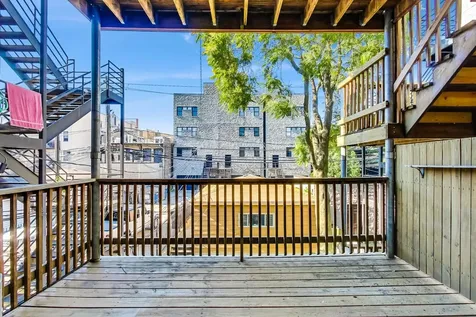 2141 West Crystal Street Chicago IL 60622