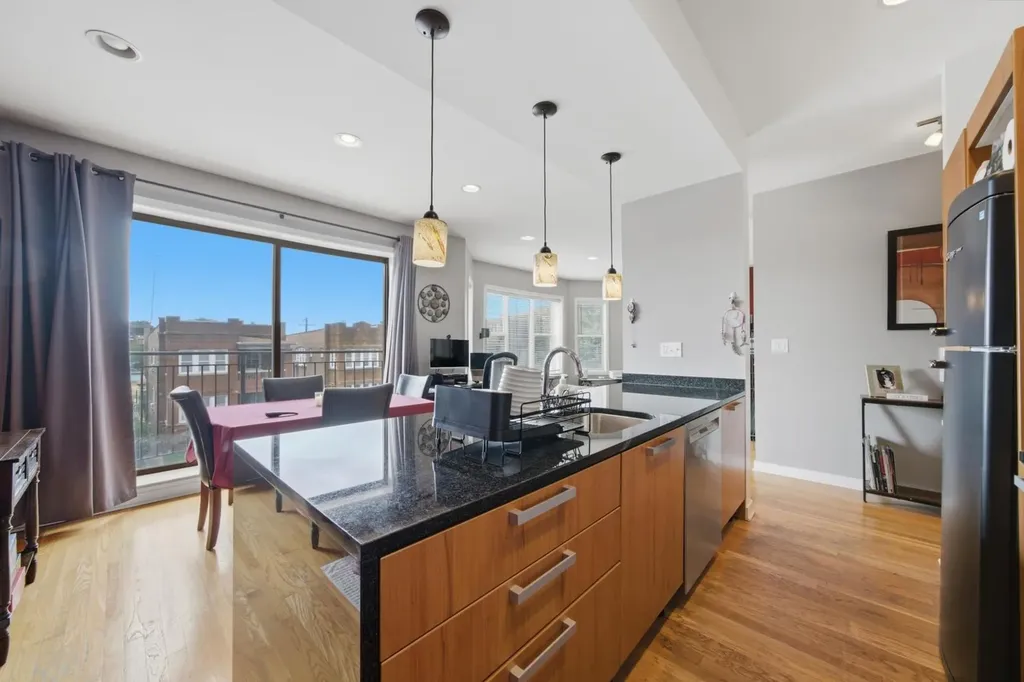 3008 West Addison Street Chicago IL 60618