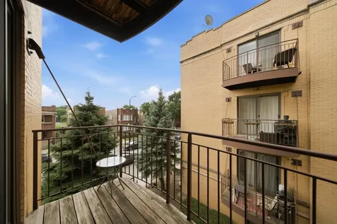 3008 West Addison Street Chicago IL 60618
