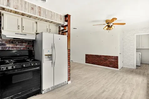 5406 North Longwood Drive Peoria IL 61614