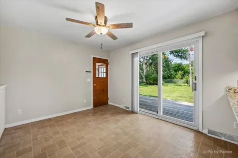 136 Scott Drive East Dundee IL 60118