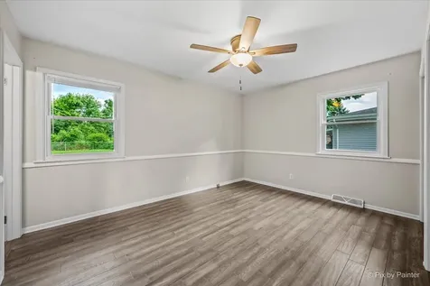 136 Scott Drive East Dundee IL 60118