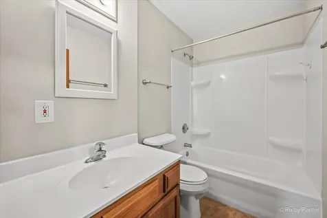 136 Scott Drive East Dundee IL 60118