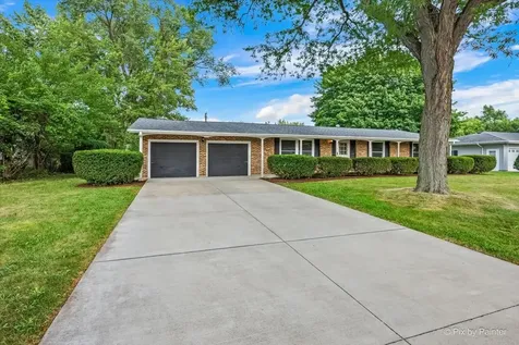 136 Scott Drive East Dundee IL 60118