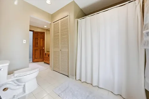 318 North Brookshore Drive Shorewood IL 60404