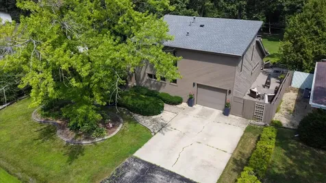 318 North Brookshore Drive Shorewood IL 60404
