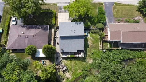 318 North Brookshore Drive Shorewood IL 60404