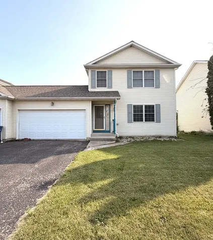 1536 Moluf Street Dekalb IL 60115