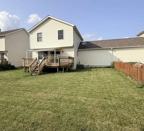 1536 Moluf Street Dekalb IL 60115