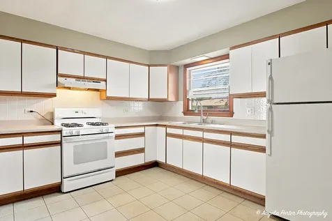 1401 Channel Beach Avenue Johnsburg IL 60051