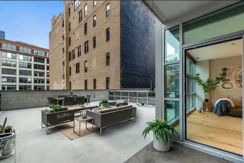 225 South Sangamon Street Chicago IL 60607