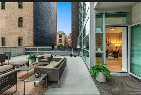 225 South Sangamon Street Chicago IL 60607