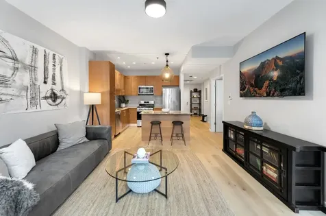 225 South Sangamon Street Chicago IL 60607