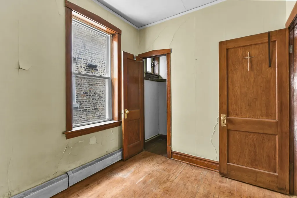 4225 South California Avenue Chicago IL 60632