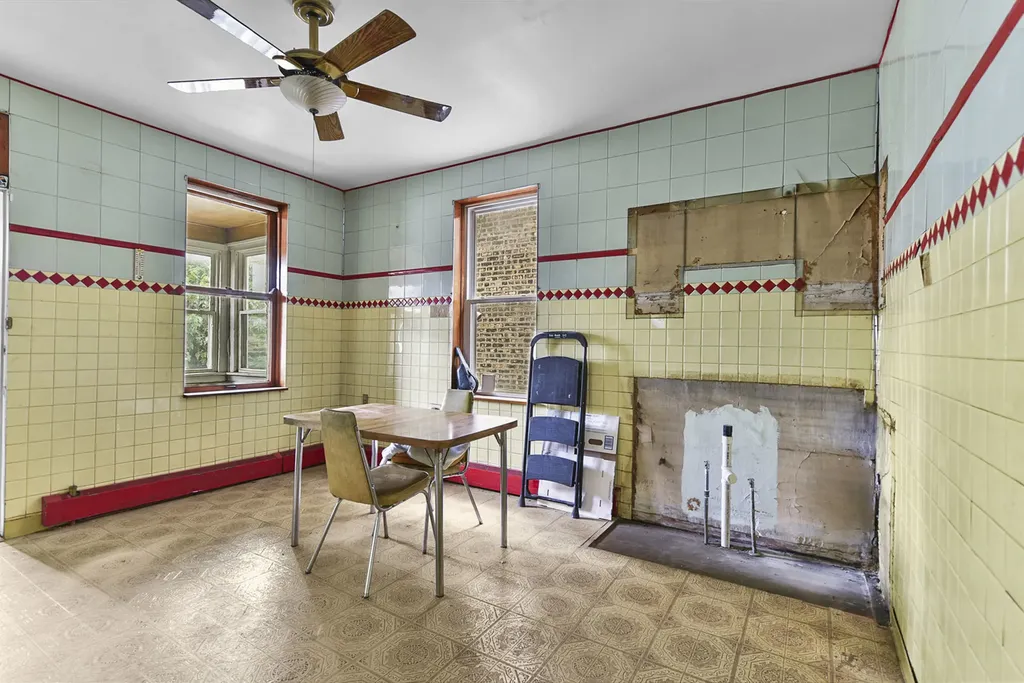 4225 South California Avenue Chicago IL 60632