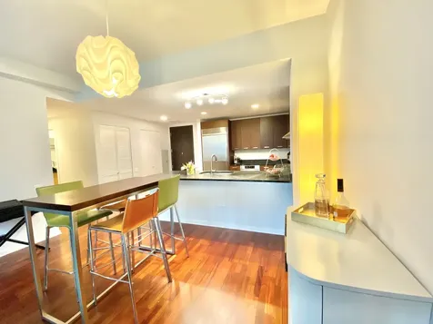 240 East Illinois Street Chicago IL 60611