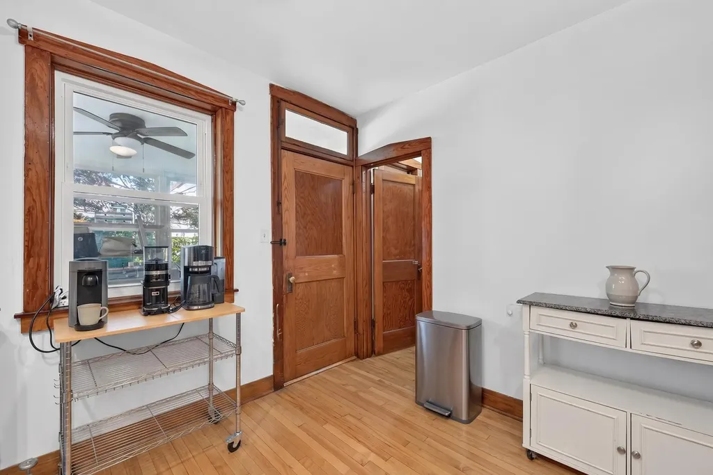 2926 North Avers Avenue Chicago IL 60618