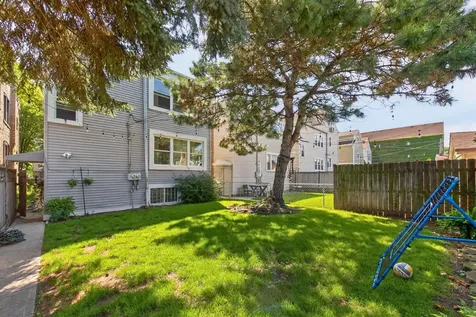 2926 North Avers Avenue Chicago IL 60618