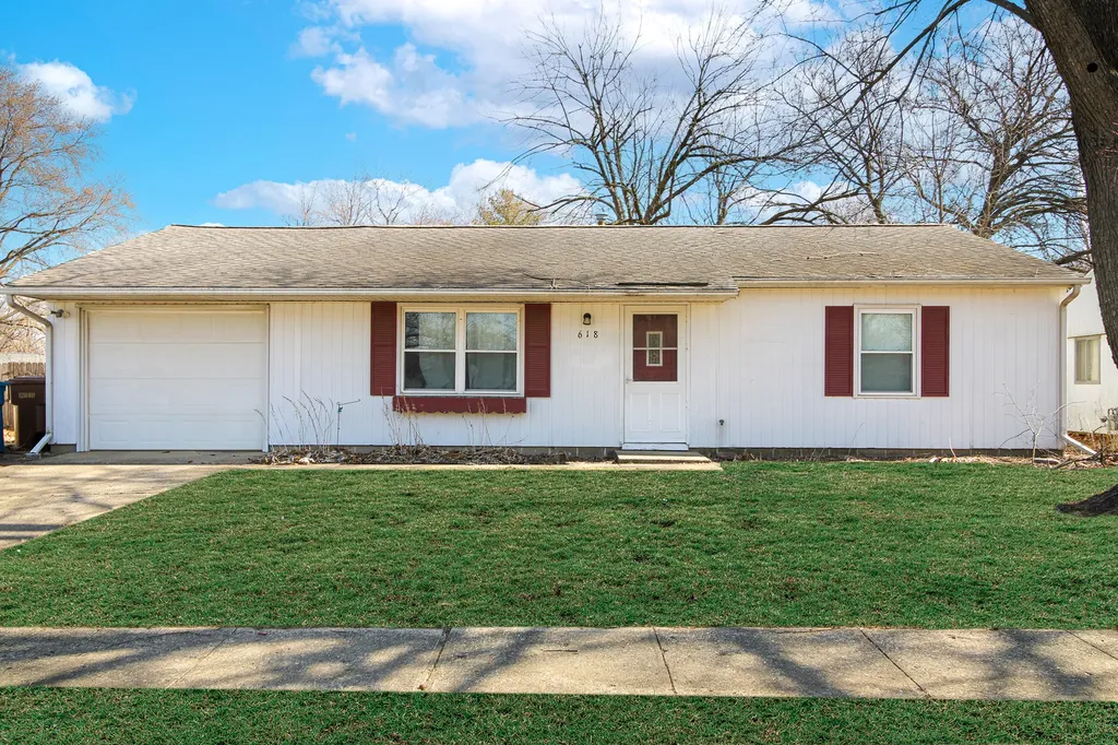 618 Dogwood Drive Champaign IL 61821