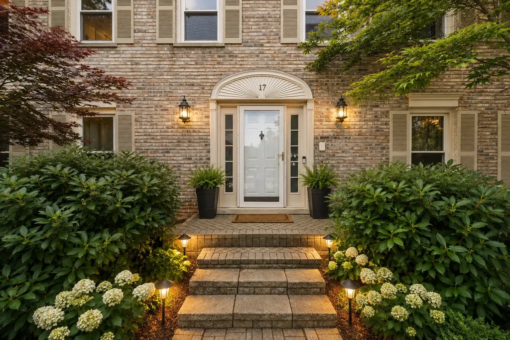 17 Cherrywood Drive Schaumburg IL 60194
