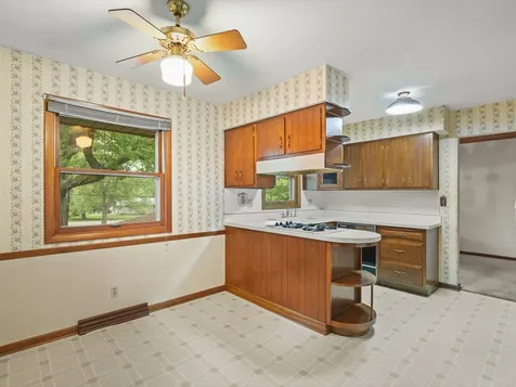 4367 Shorewood Drive Rockford IL 61101