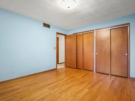 4367 Shorewood Drive Rockford IL 61101