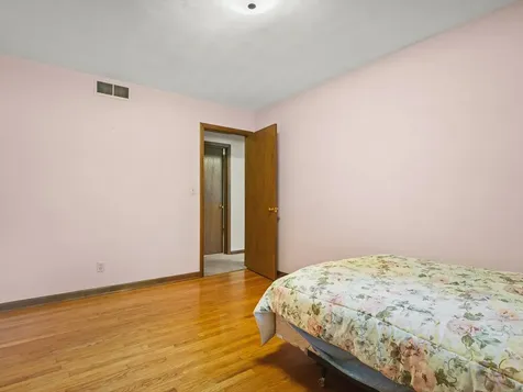 4367 Shorewood Drive Rockford IL 61101