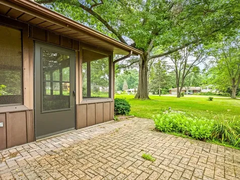 4367 Shorewood Drive Rockford IL 61101