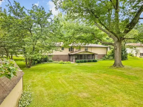 4367 Shorewood Drive Rockford IL 61101