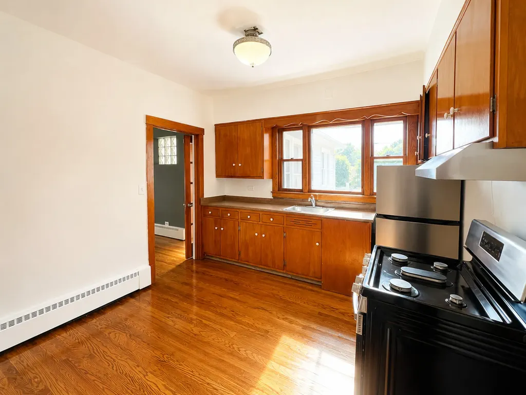 7030 West Wrightwood Avenue Chicago IL 60707