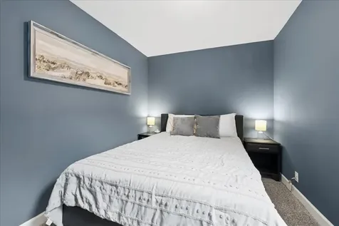 2835 West Wellington Avenue Chicago IL 60618