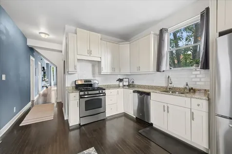 2835 West Wellington Avenue Chicago IL 60618