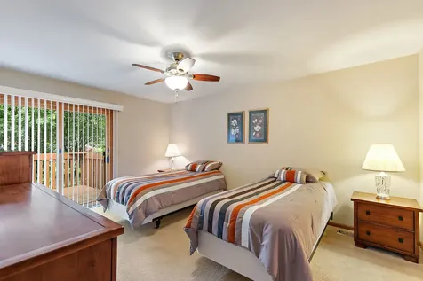 17 Garden Crescent Court Elgin IL 60123
