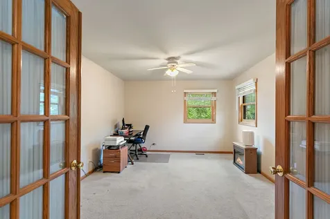 17 Garden Crescent Court Elgin IL 60123