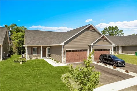609 Anjali Court Sycamore IL 60178