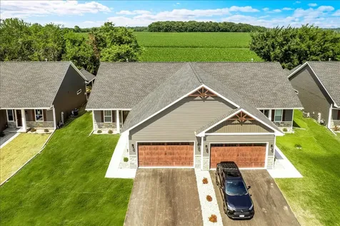 609 Anjali Court Sycamore IL 60178