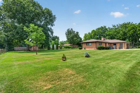 601 Marion Avenue St. Charles IL 60174