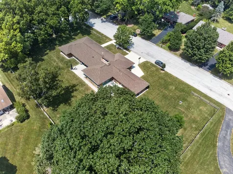 601 Marion Avenue St. Charles IL 60174