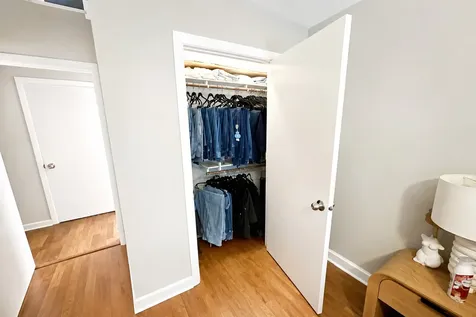 109 South Elmwood Avenue Oak Park IL 60302