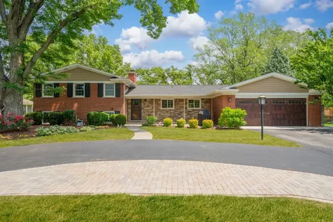 617 South Glendale Lane Mount Prospect IL 60056