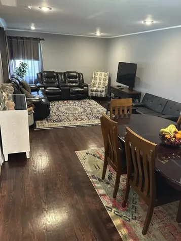 7521 Arcadia Street Morton Grove IL 60053