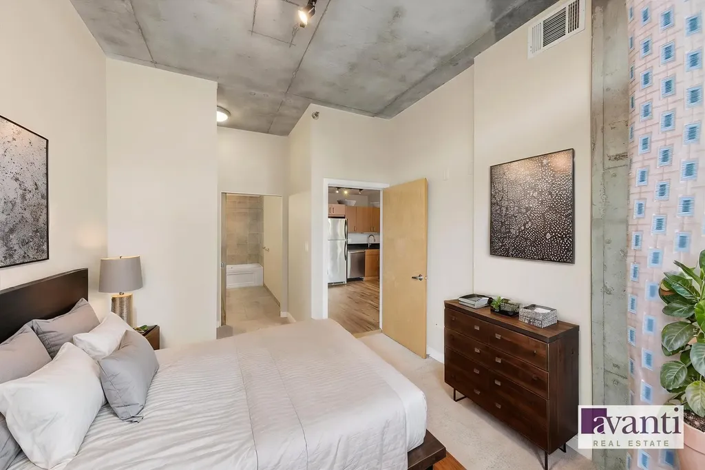 1720 South Michigan Avenue Chicago IL 60616