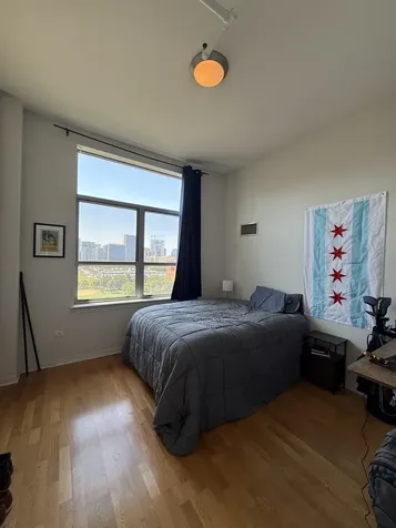 437 West Division Street Chicago IL 60610