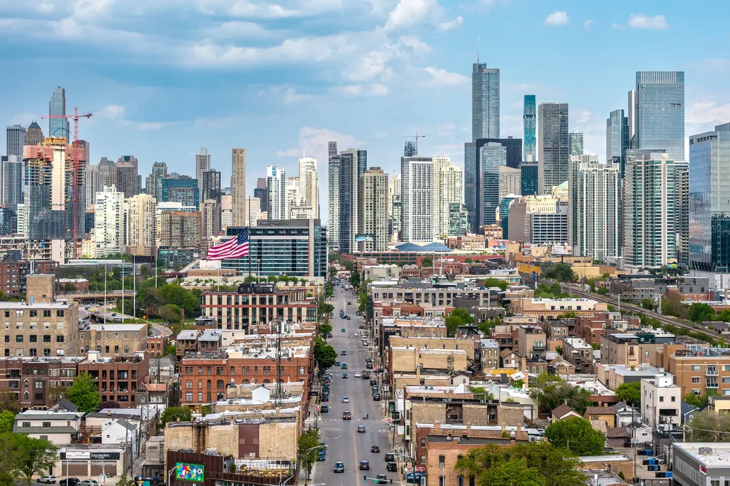 1347 West Grand Avenue Chicago IL 60642